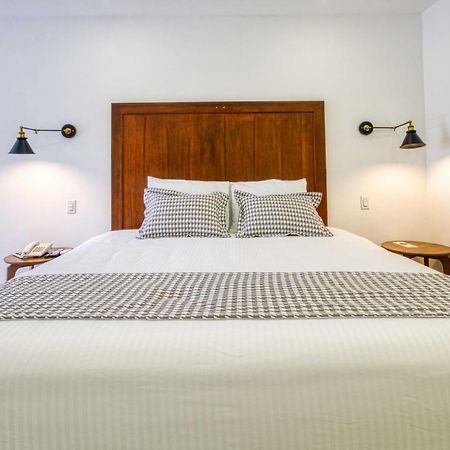 Hotel Vista Lago Buena Vista Arriba 外观 照片